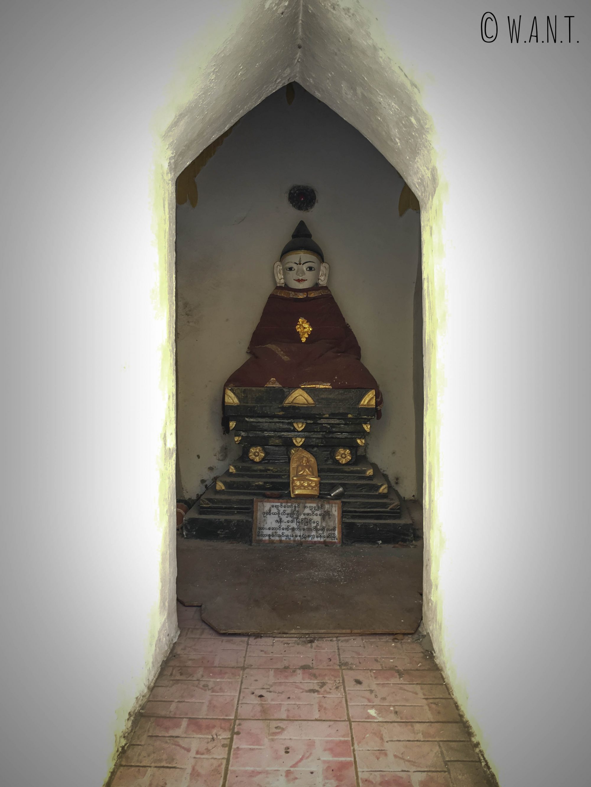 Représentation de Bouddha au sein de la Pagode Shwe oo min