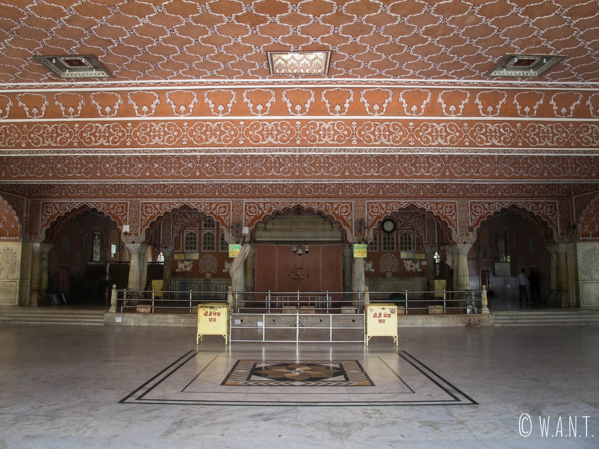 Intérieur du temple Govind Devji de Jaipur