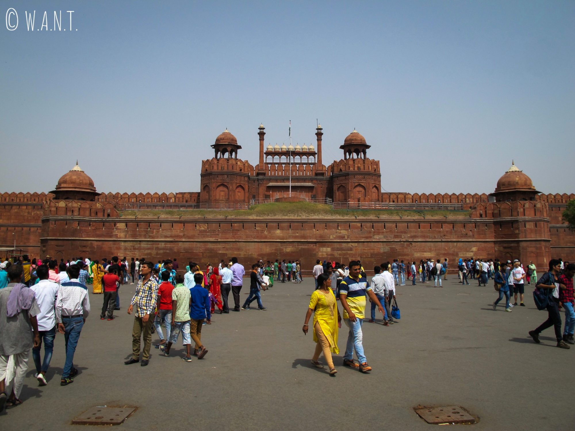 Place principale devant le Fort Rouge de Delhi