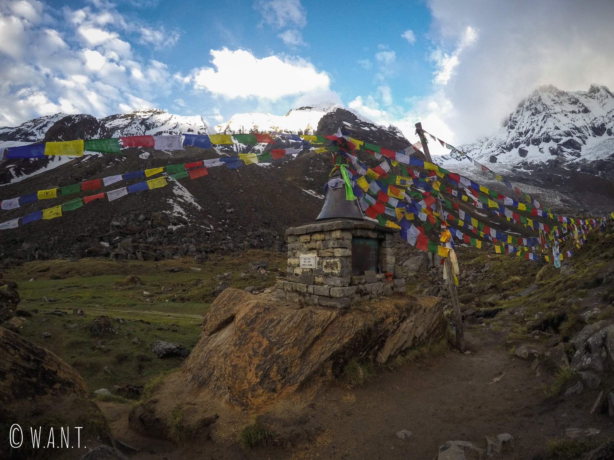 Ce petit Stupa rend hommage aux alpinistes ayant perdu la vie lors de leur ascension des Annapurnas