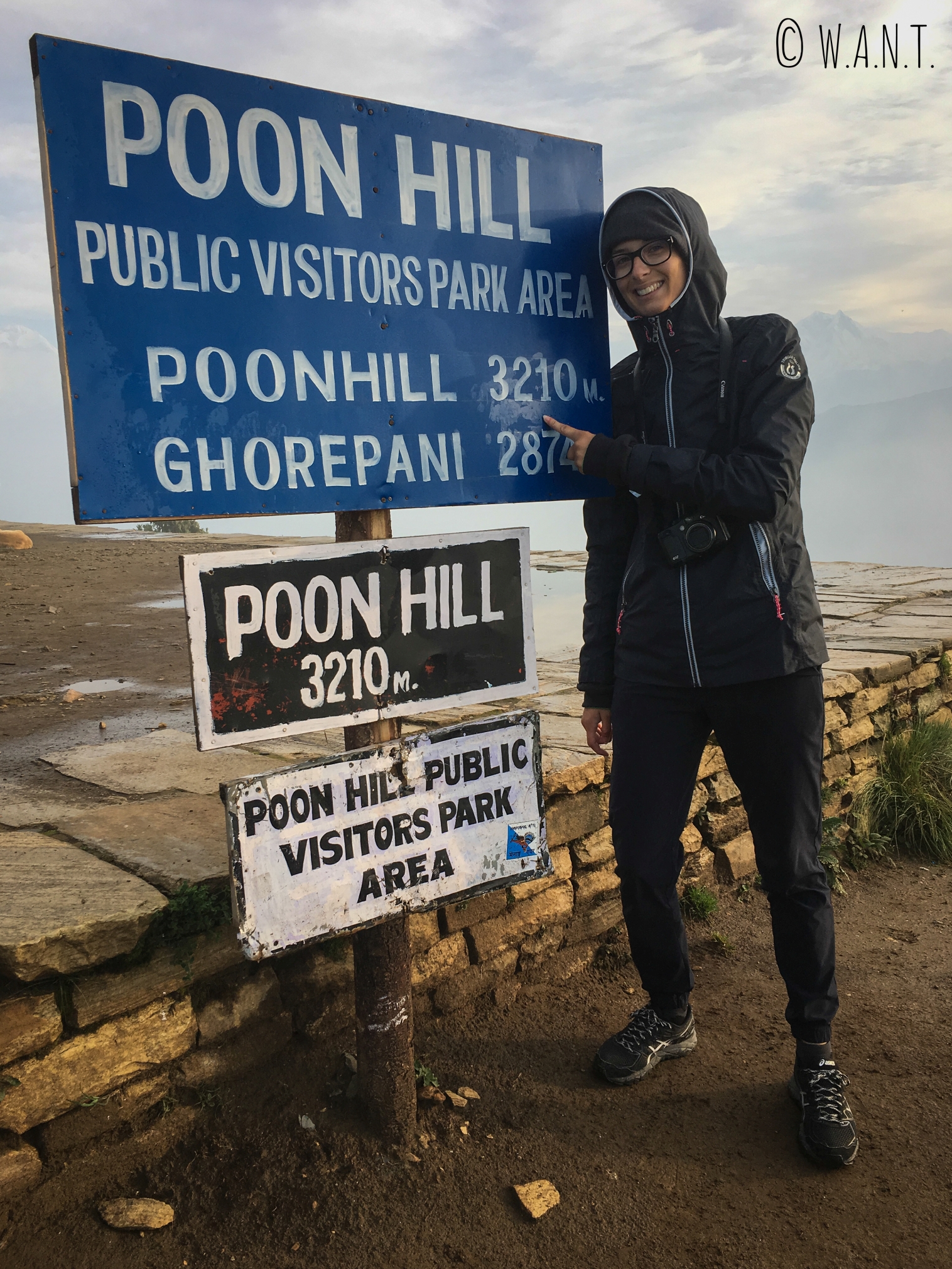 Marion peut être fière d'avoir gravi Poon Hill, culminant à 3,210m