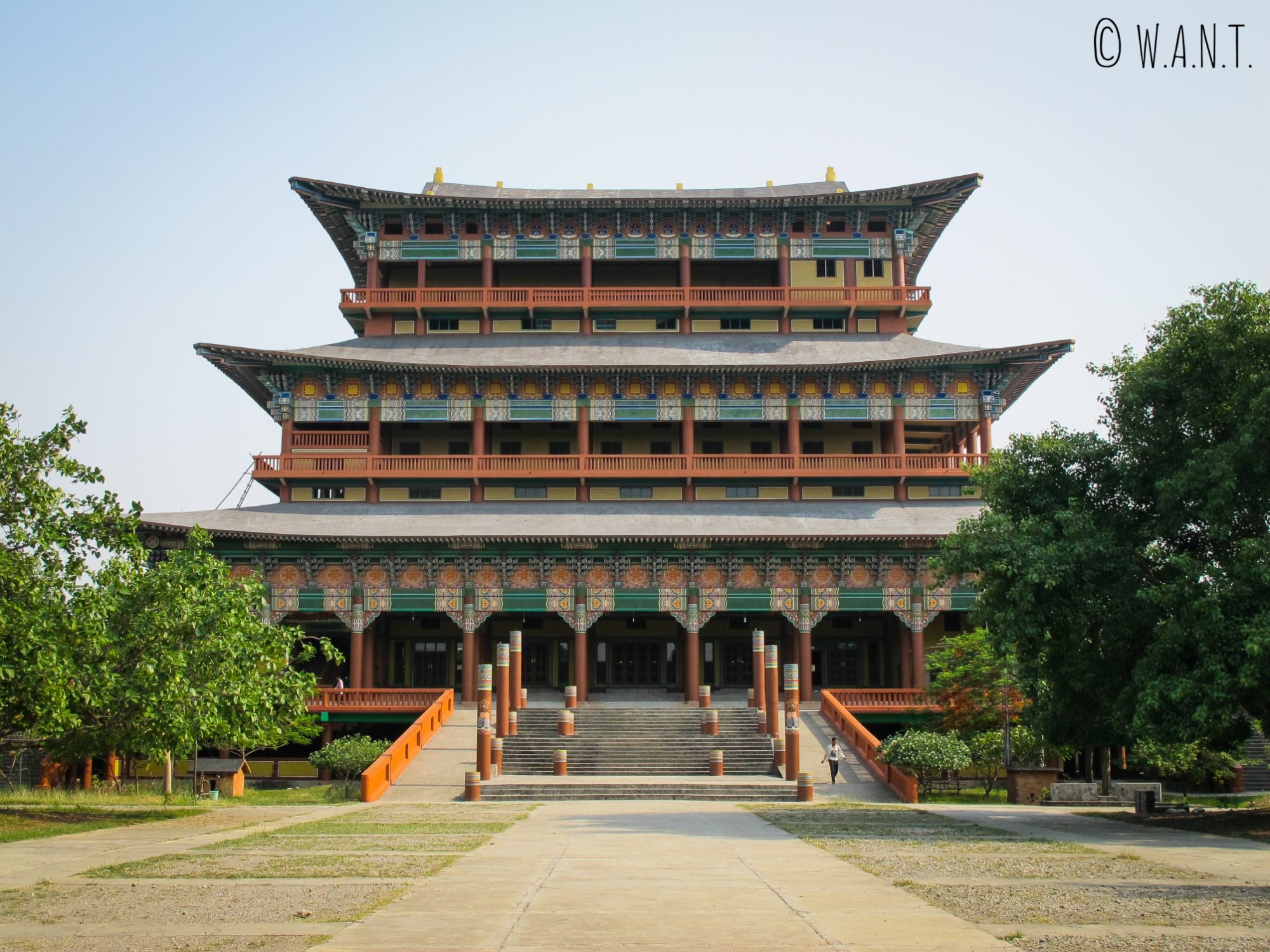 Monastère de la Corée dans les jardins de Lumbini