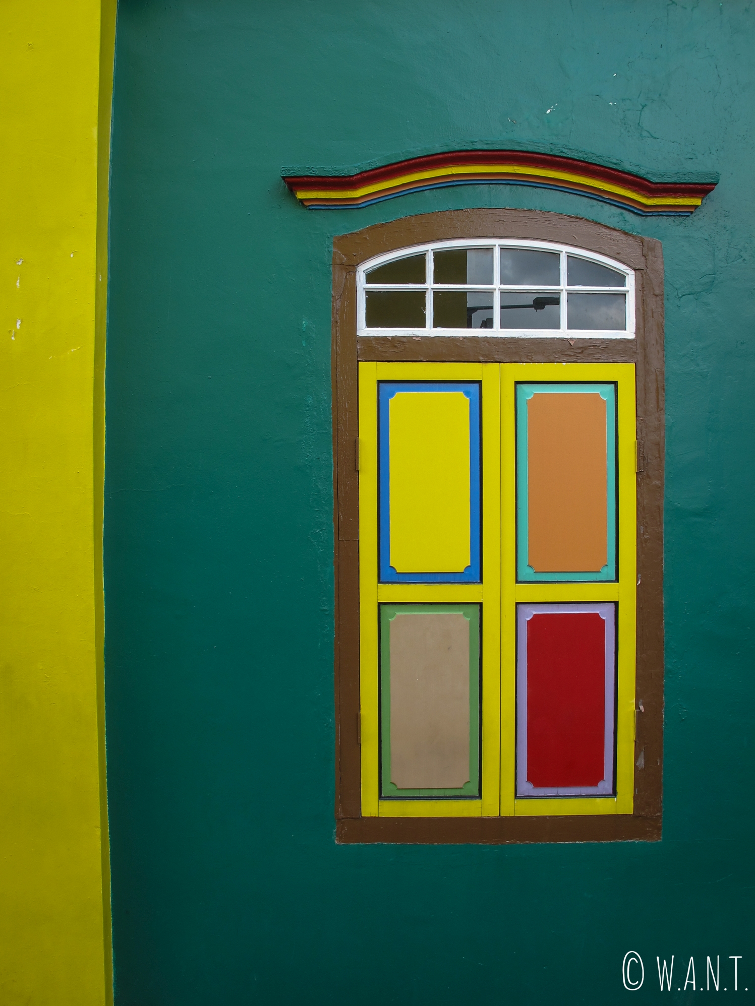 Fenêtre colorée de la Residence Tan Teng Niah à Singapour