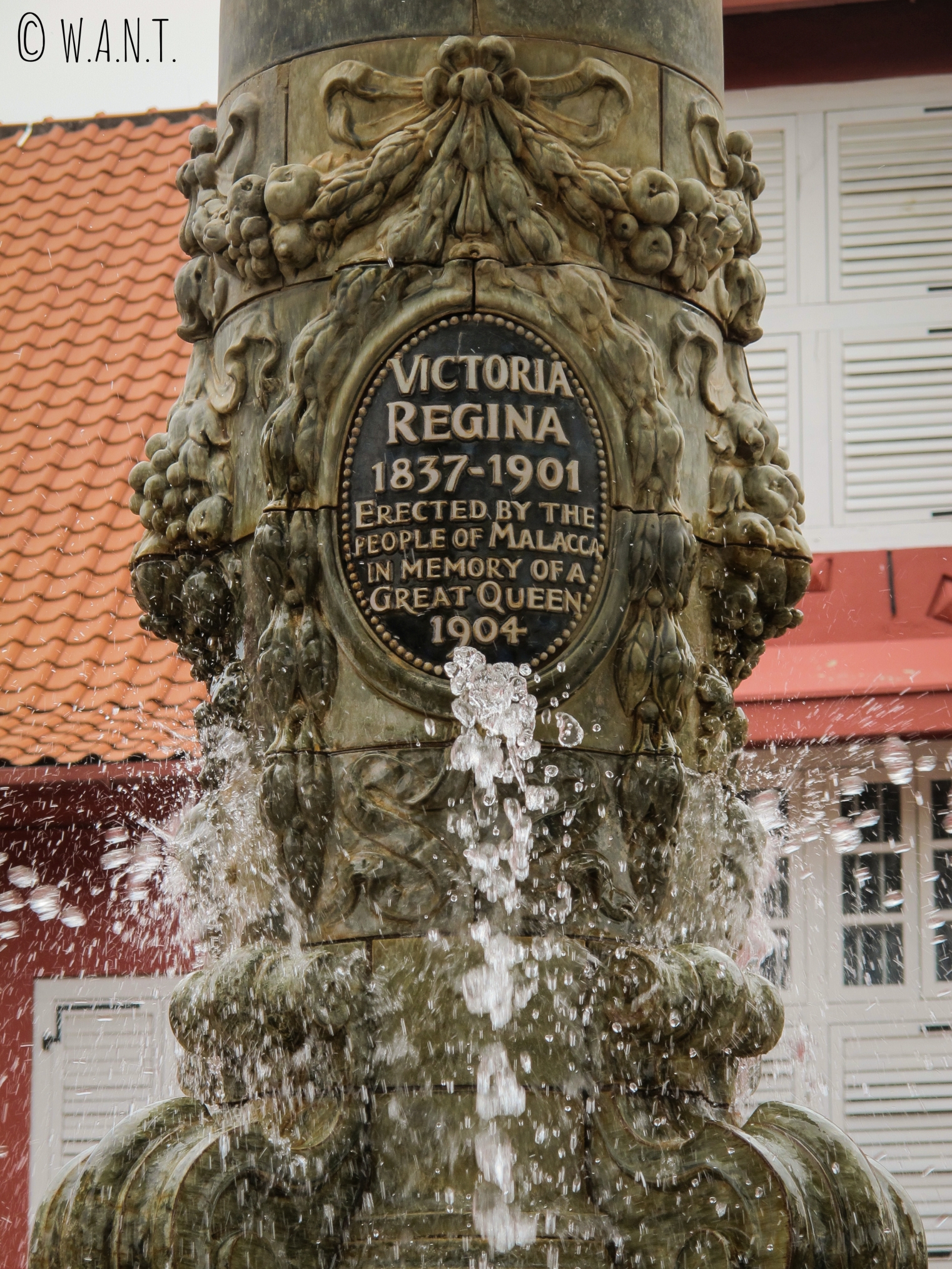 Gros plan sur la fontaine Queen Victoria de Malacca