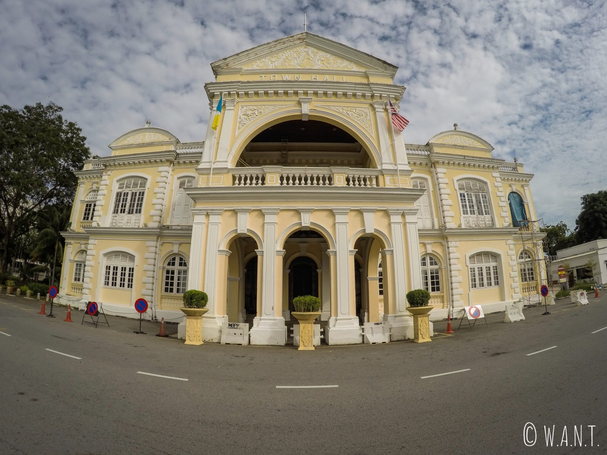 Le Town Hall jouxte le City Hall à Georgetown sur l'île de Penang