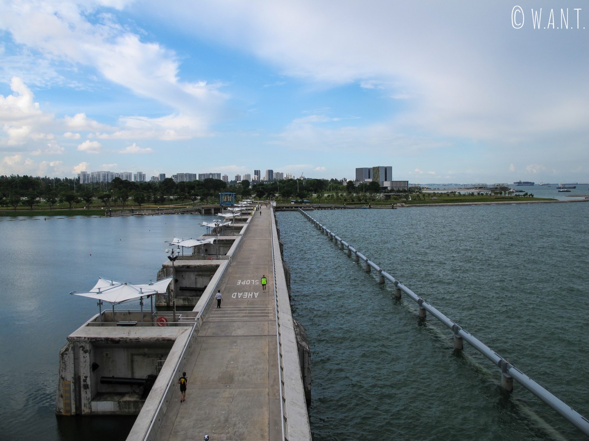 Vue sur Marina barrage à Singapour