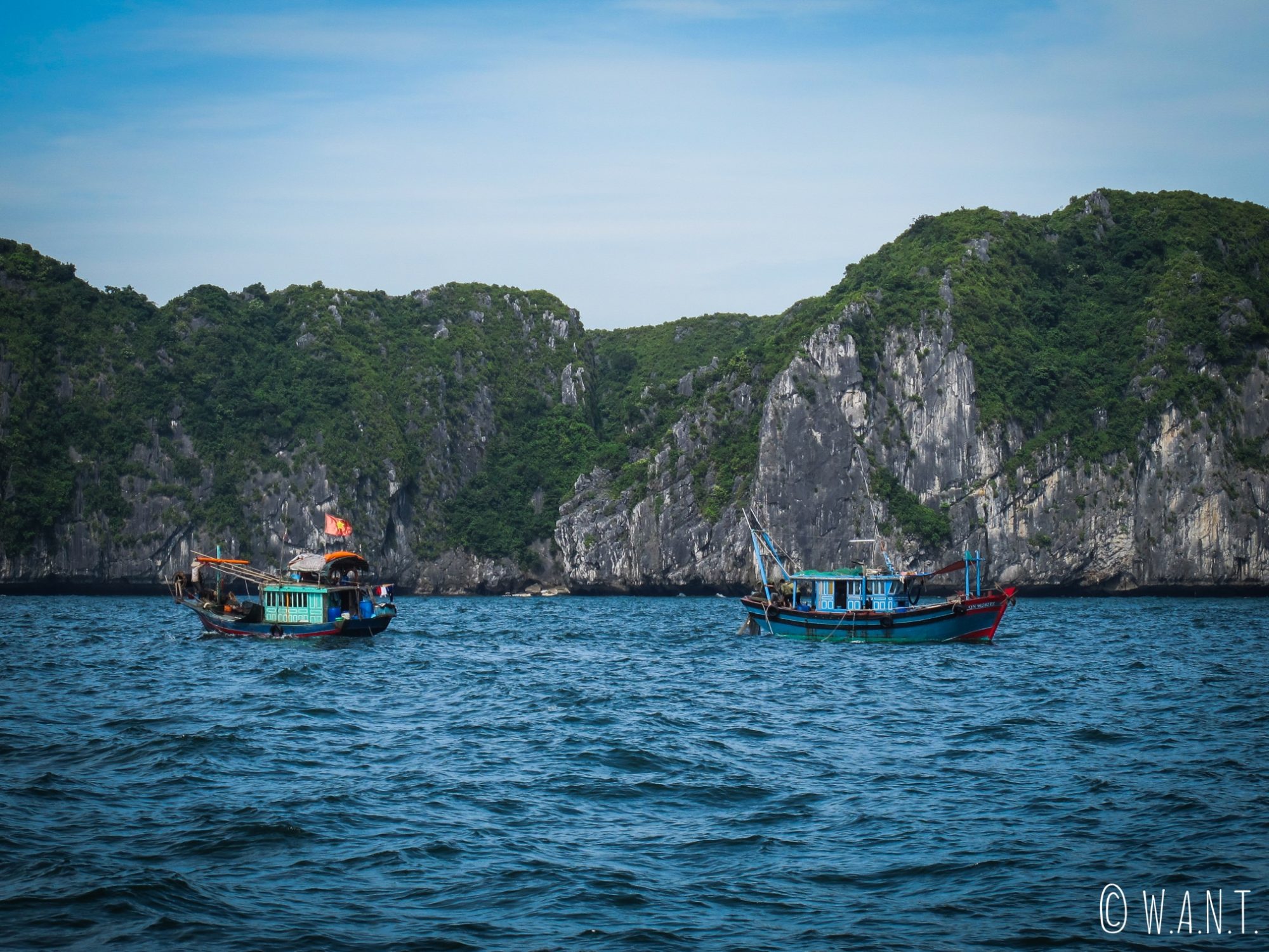 Bateaux de pêcheurs dans la Baie de Lan Ha