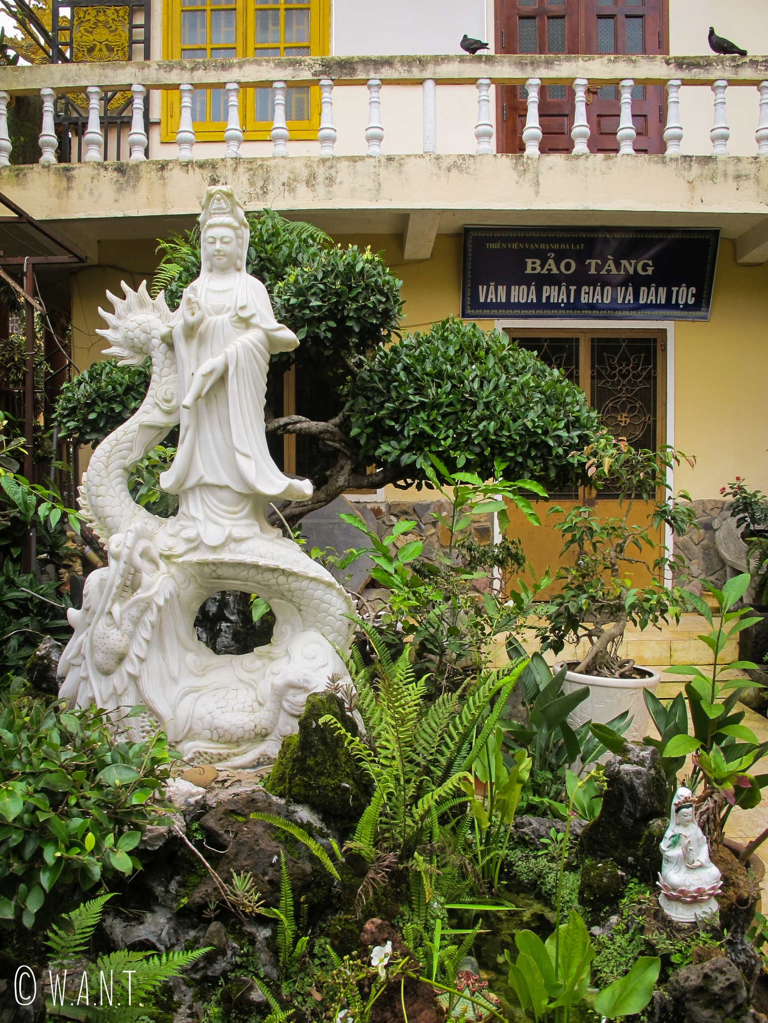 Jardins du Van Hanh Temple de Da Lat