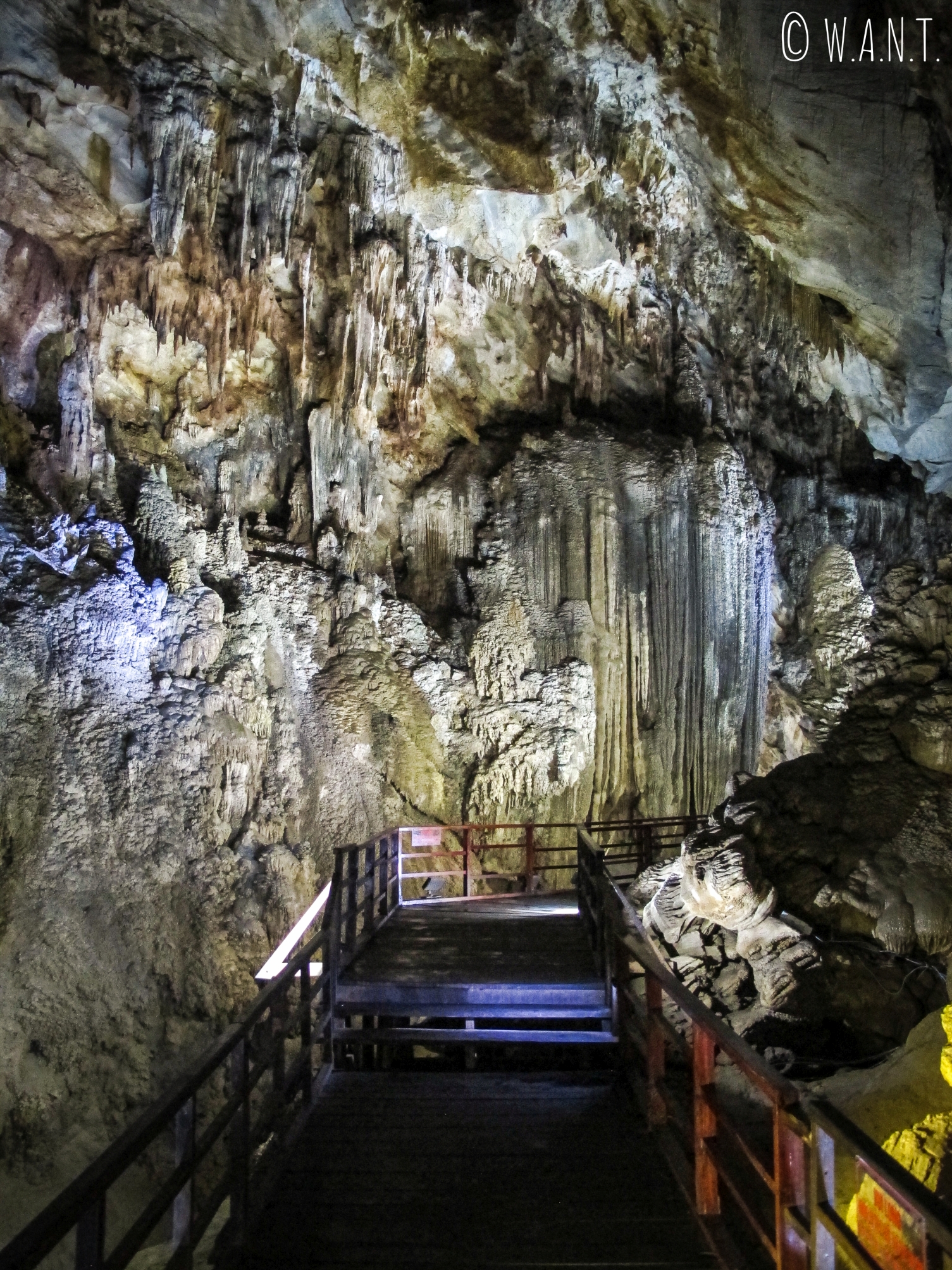 La visite de la Paradise Cave de Phong Nha est impressionnante
