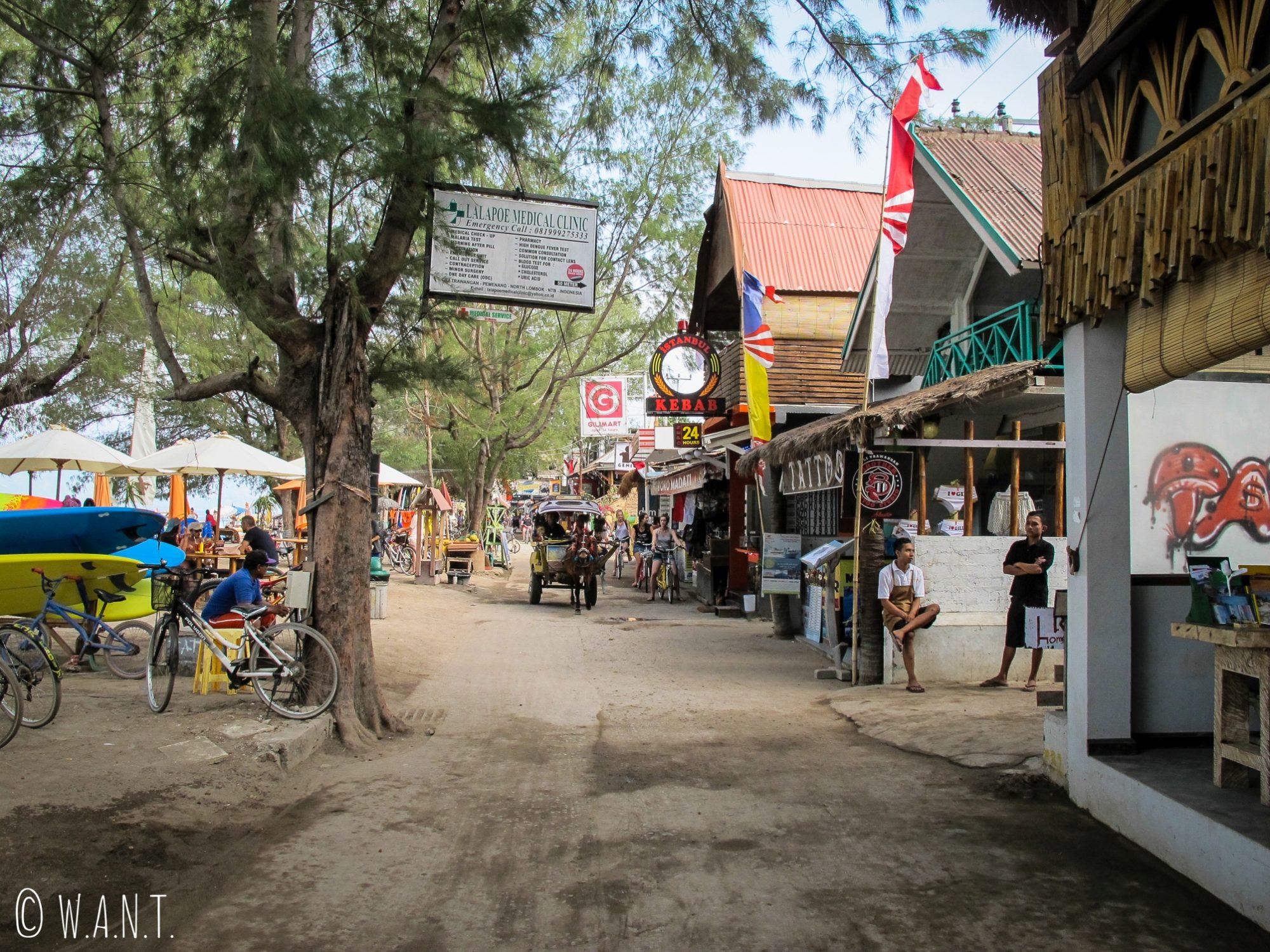 2017 - Rue principale du village de Gili Trawangan