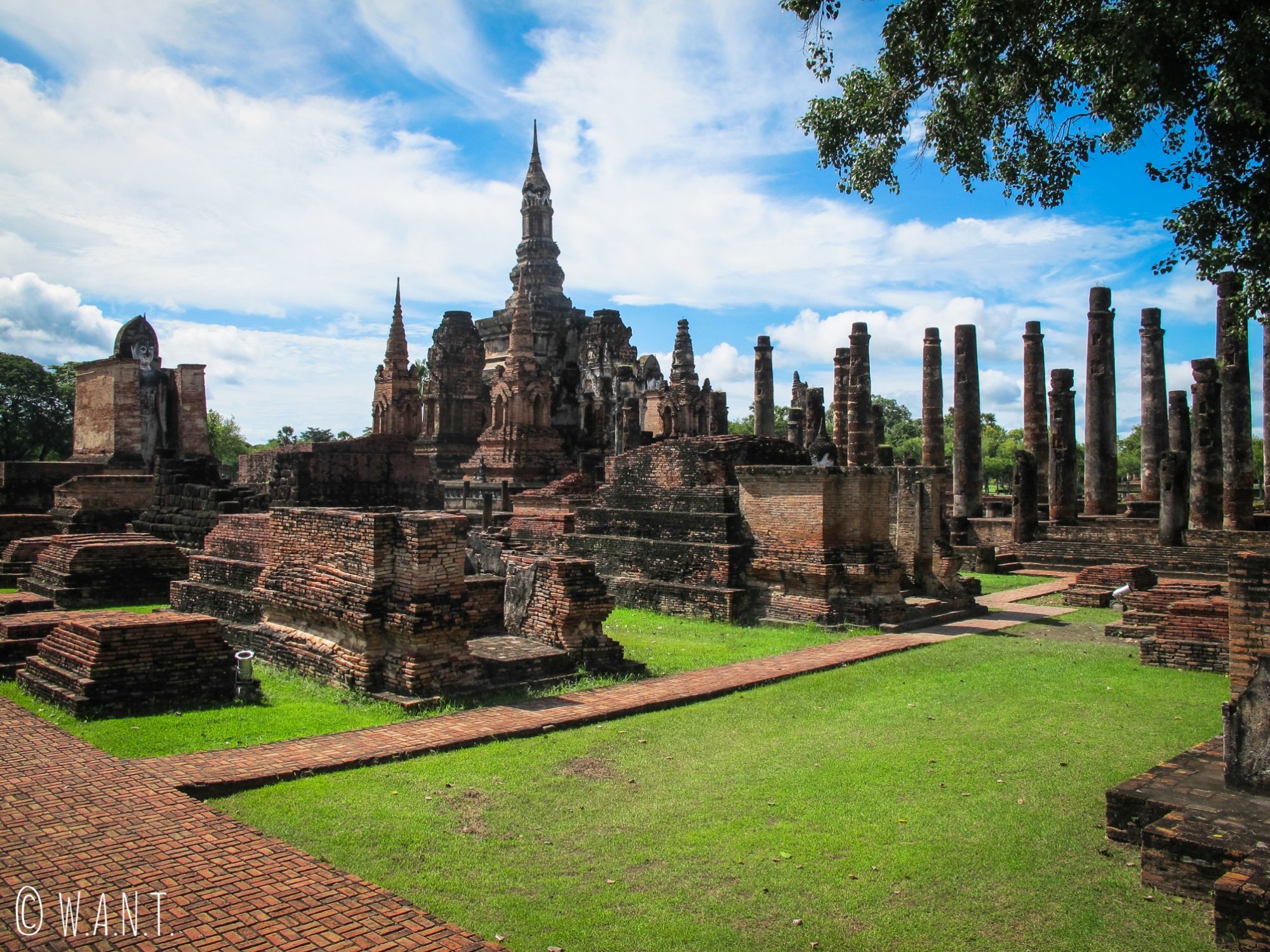 Ruines du Wat Mahathat de Sukhothai