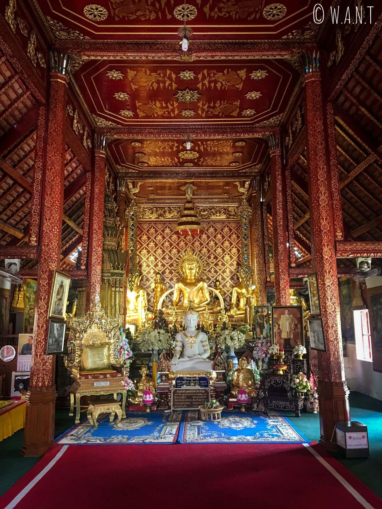 Statue de Bouddha au Wat Phra Singha de Chiang Rai