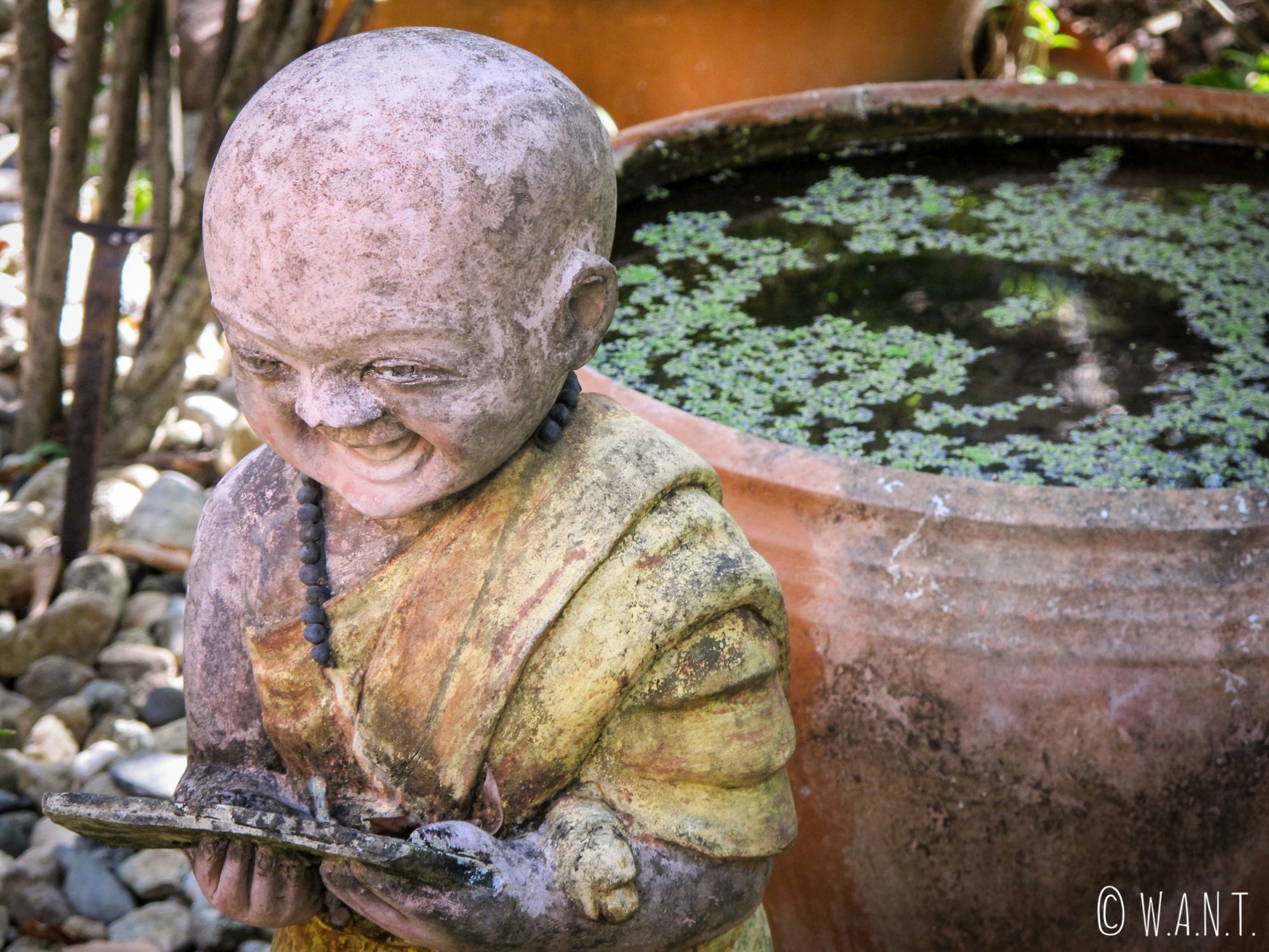 Statue de moine au Wat Phra Kaeo de Chiang Rai
