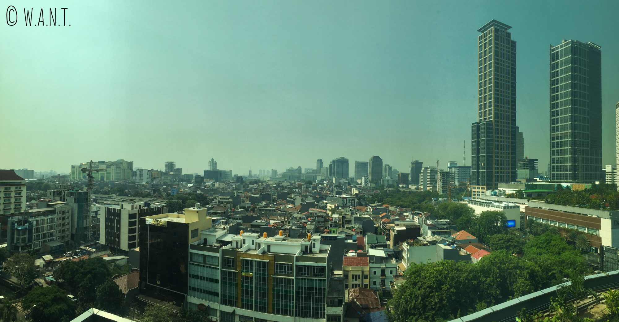 Vue panoramique depuis le dernier étage du Grand Mall Indonesia de Jakarta