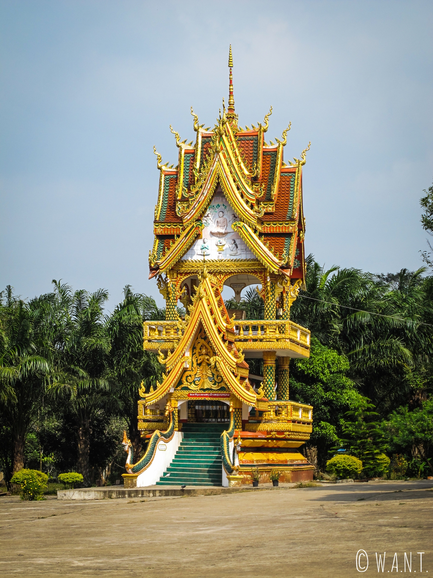 Tour du tambour au temple de Lak Sao