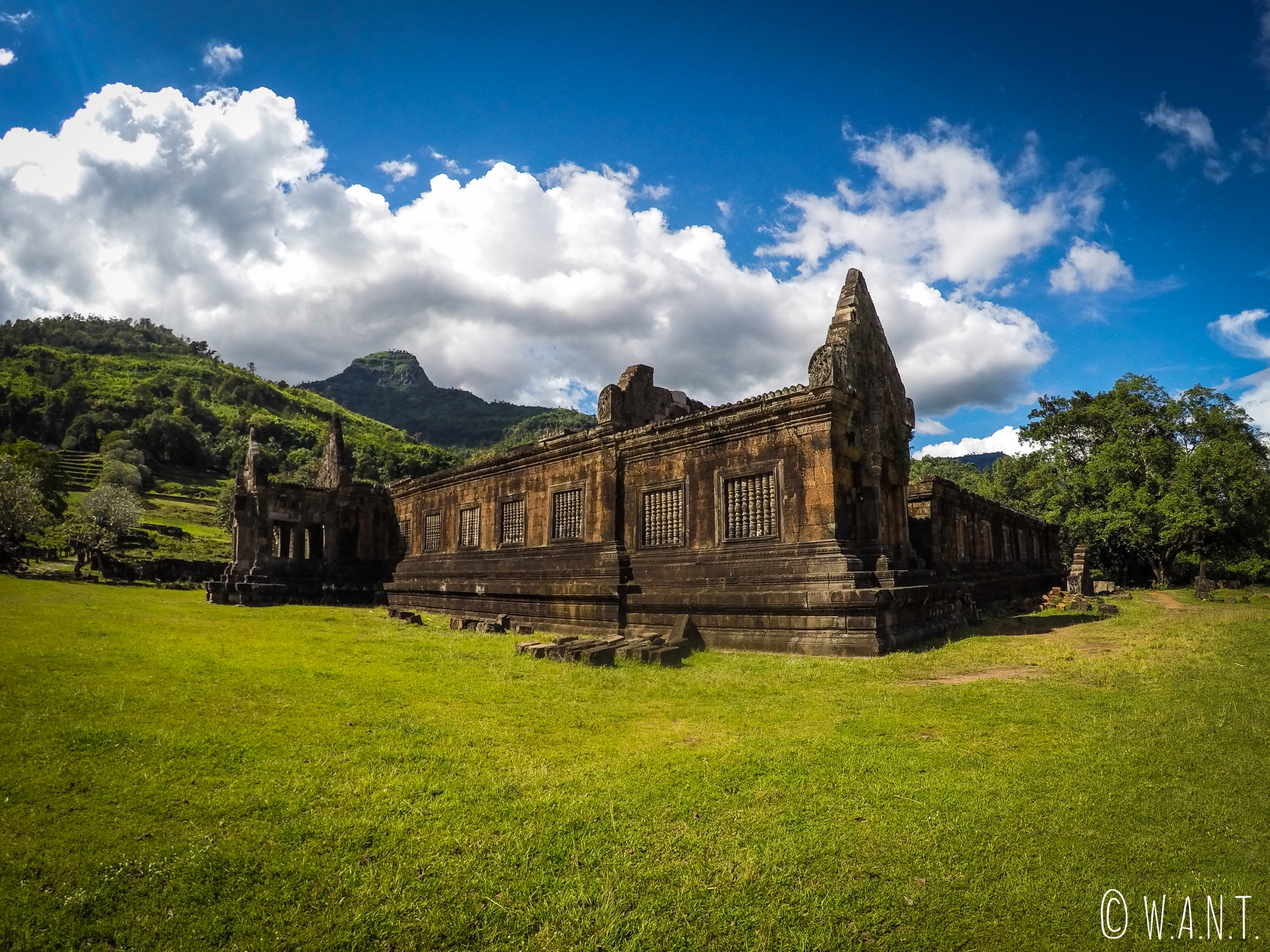 Un des deux palais du site Unesco Vat Phou