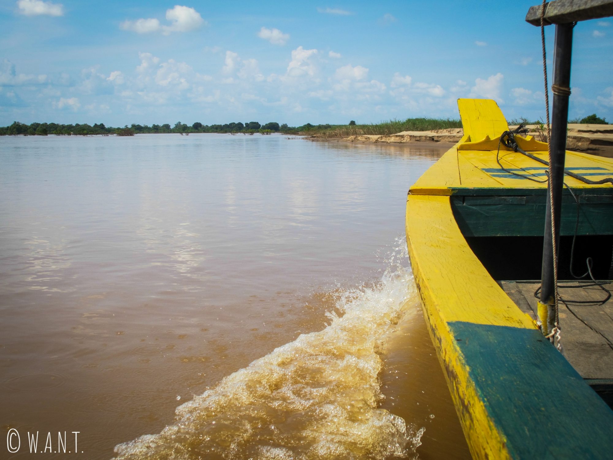 Barque sur le Mékong pour aller observer les dauphins de l'Irrawaddy