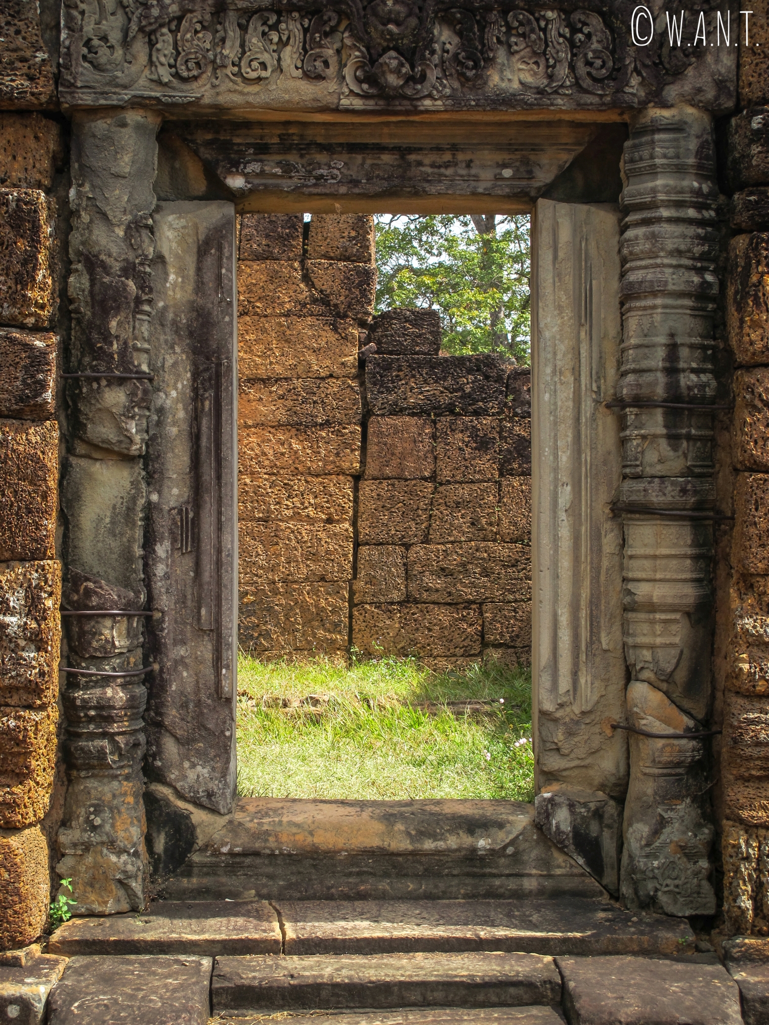 Porte du temple East Mebon à Angkor