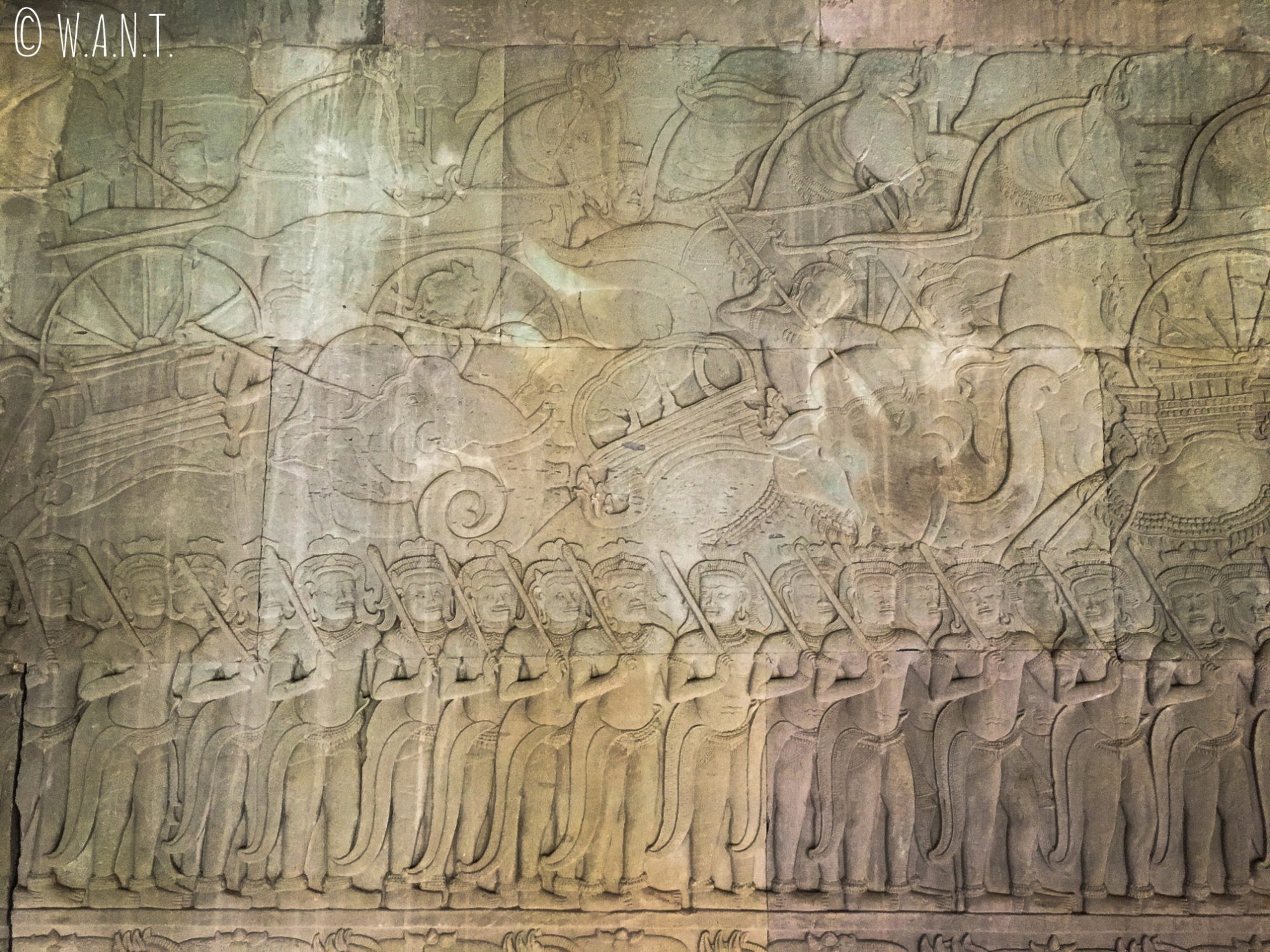 Superbes bas-reliefs d'Angkor Wat à Siem Reap