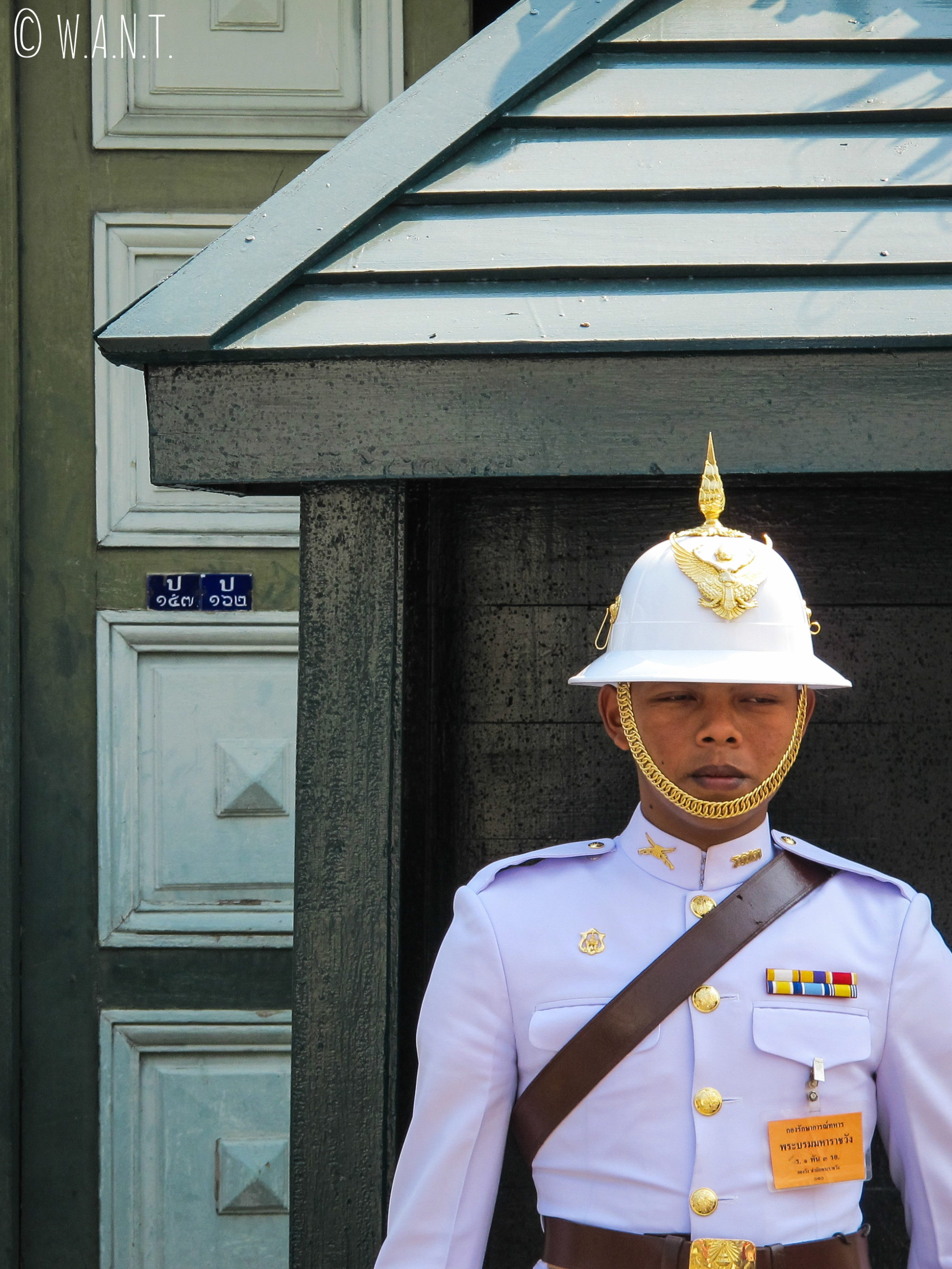 Portrait de l'un des gardes du Palais Royal de Bangkok
