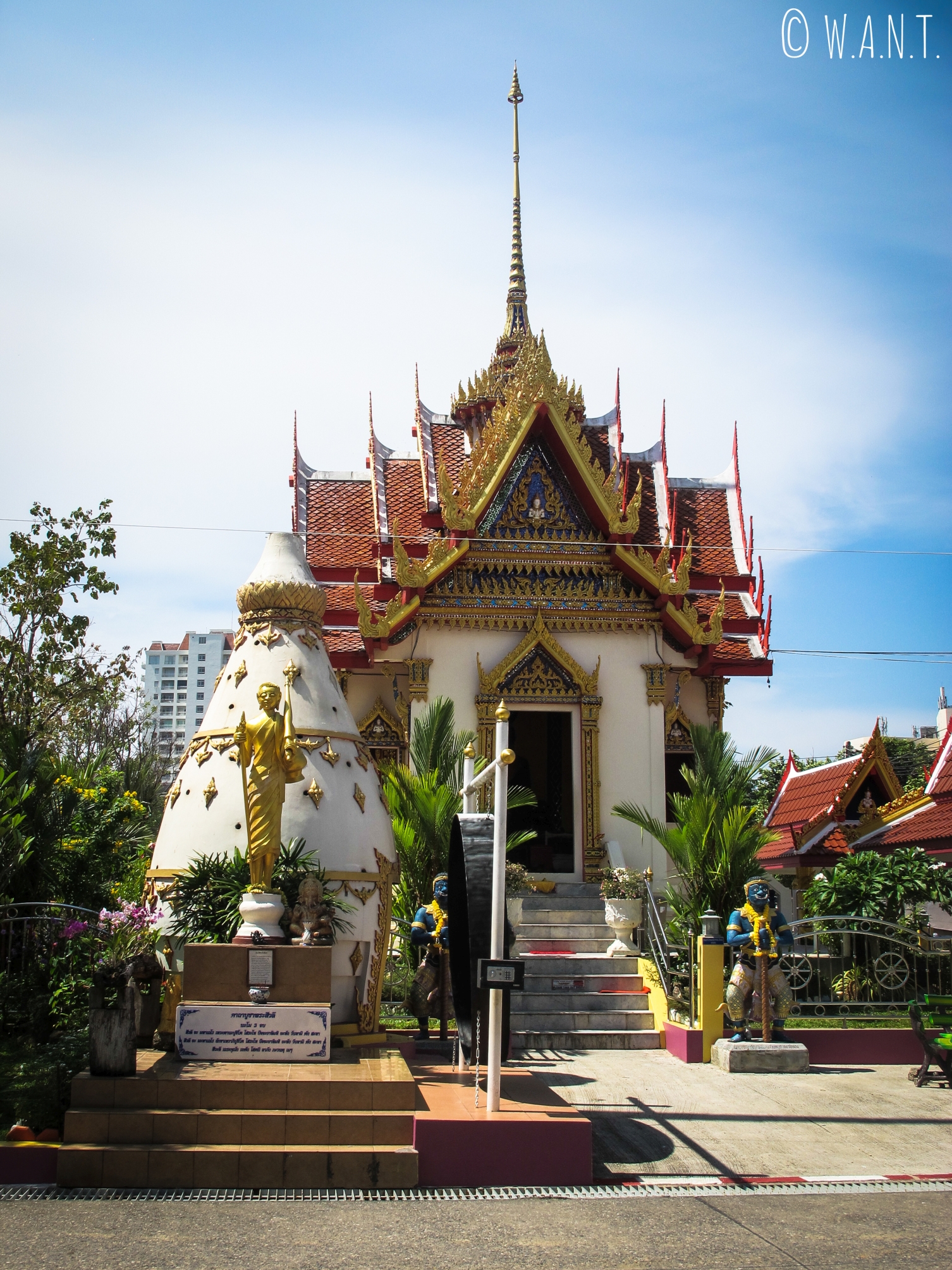 Second temple du Karon temple de Phuket