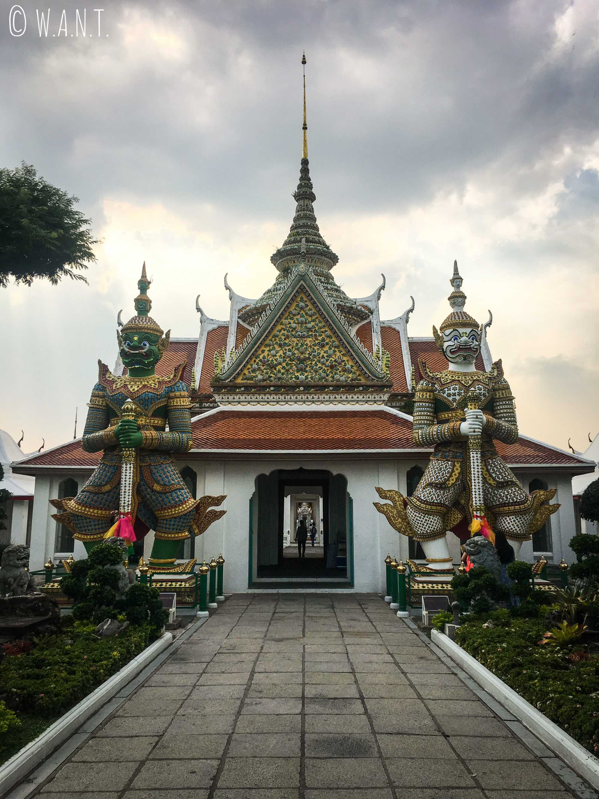 Temple situé à côté du Wat Arun de Bangkok