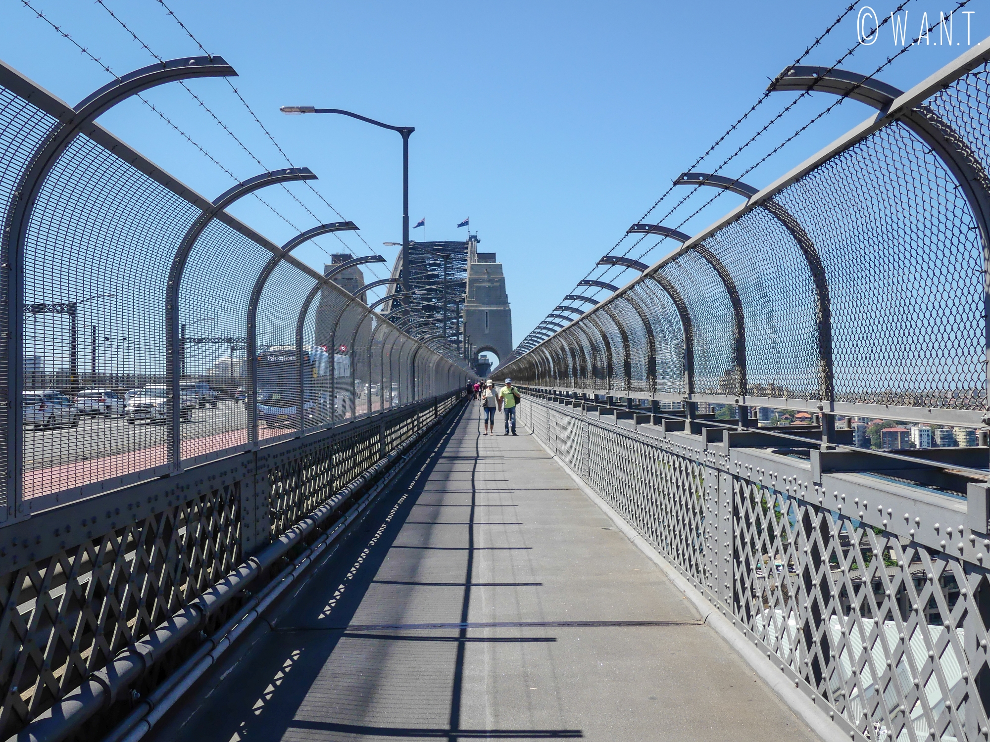Chemin piétonnier permettant de traverser Harbour Bridge à Sydney