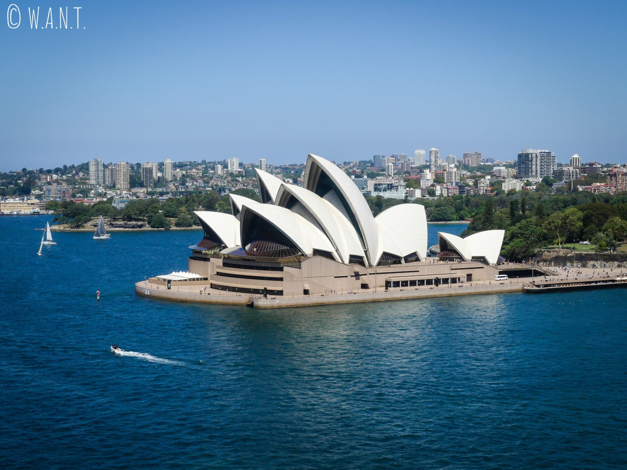 Vue sur l'opéra de Sydney depuis Harbour Bridge
