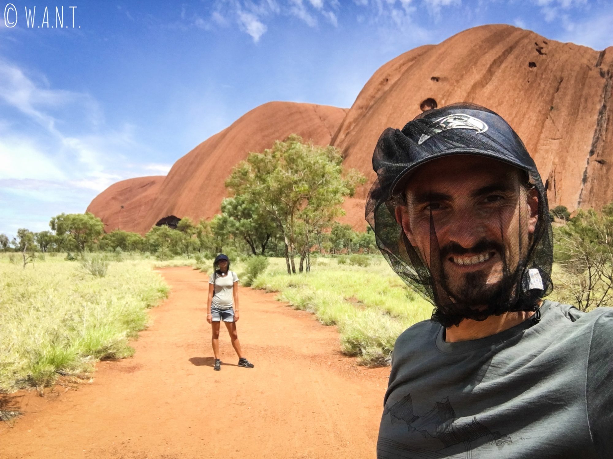 Selfie sur la randonnée Uluru Base Walk à Uluru-Ayers Rock