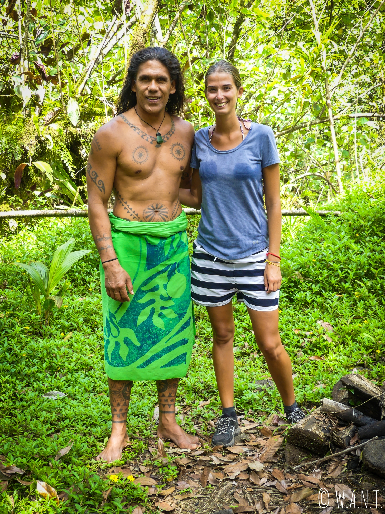 Marion et Teuai, notre guide à travers la vallée de la Papenoo sur l'île de Tahiti