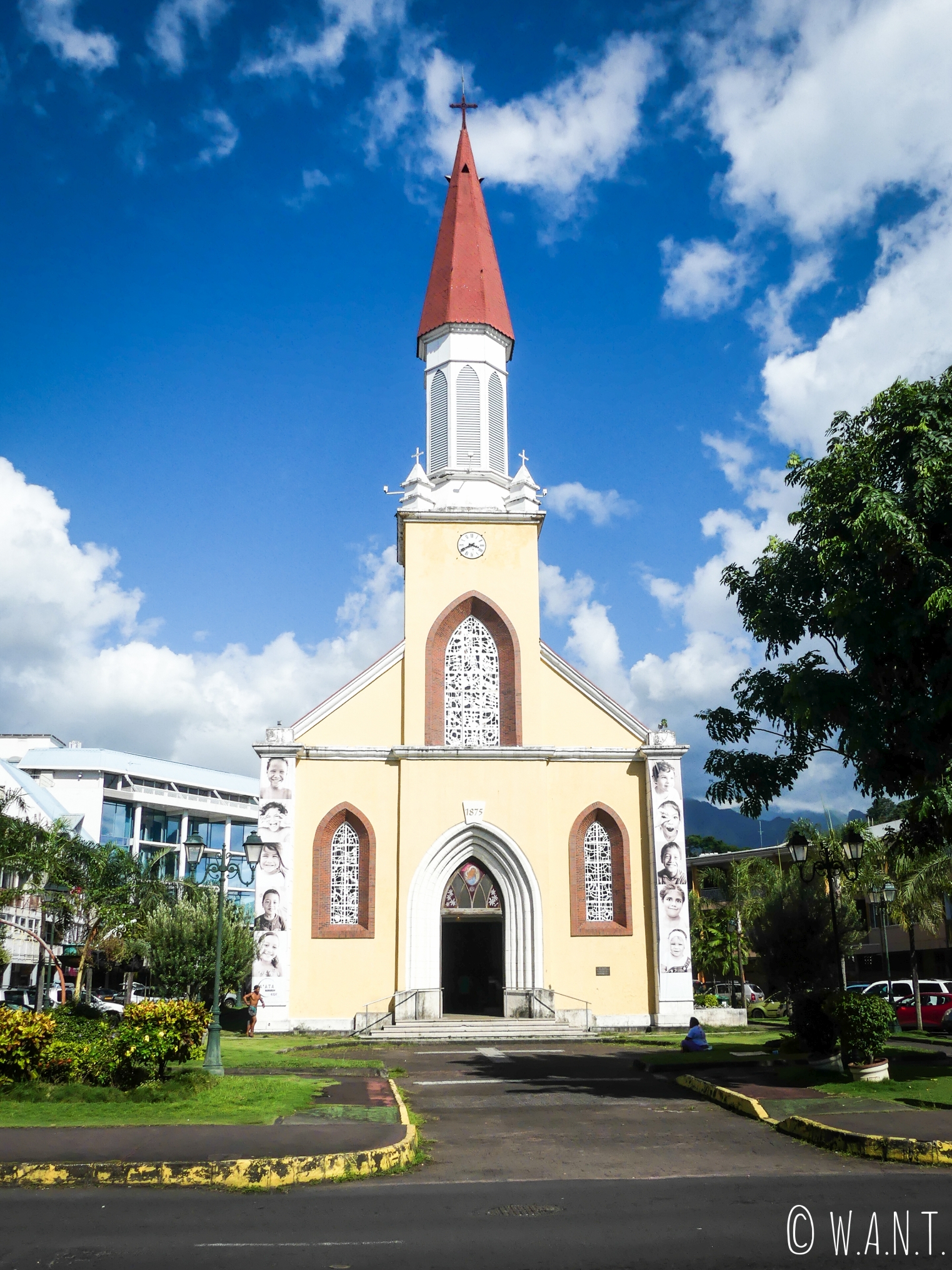 Église dans les rues de Papeete sur l'île de Tahiti