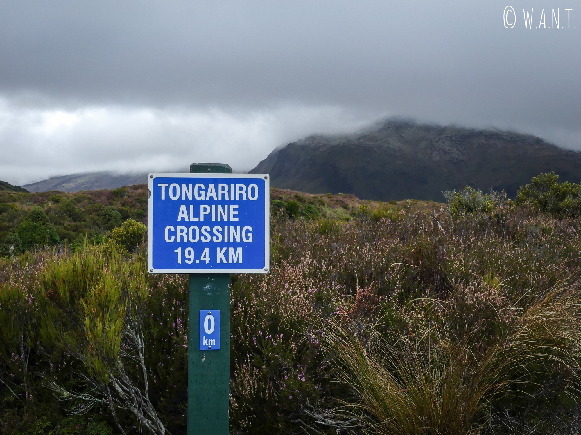 Kilomètre 0 de la randonnée « Tongariro Alpine Crossing » en Nouvelle-Zélande