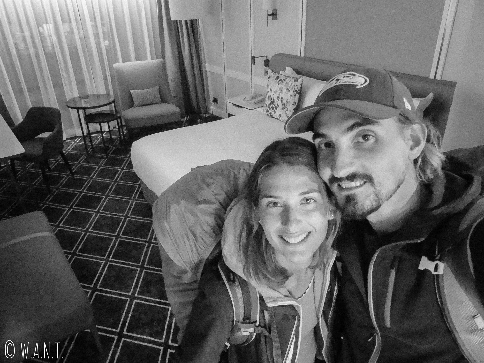 Selfie depuis notre chambre à l'hôtel Cordis de Auckland
